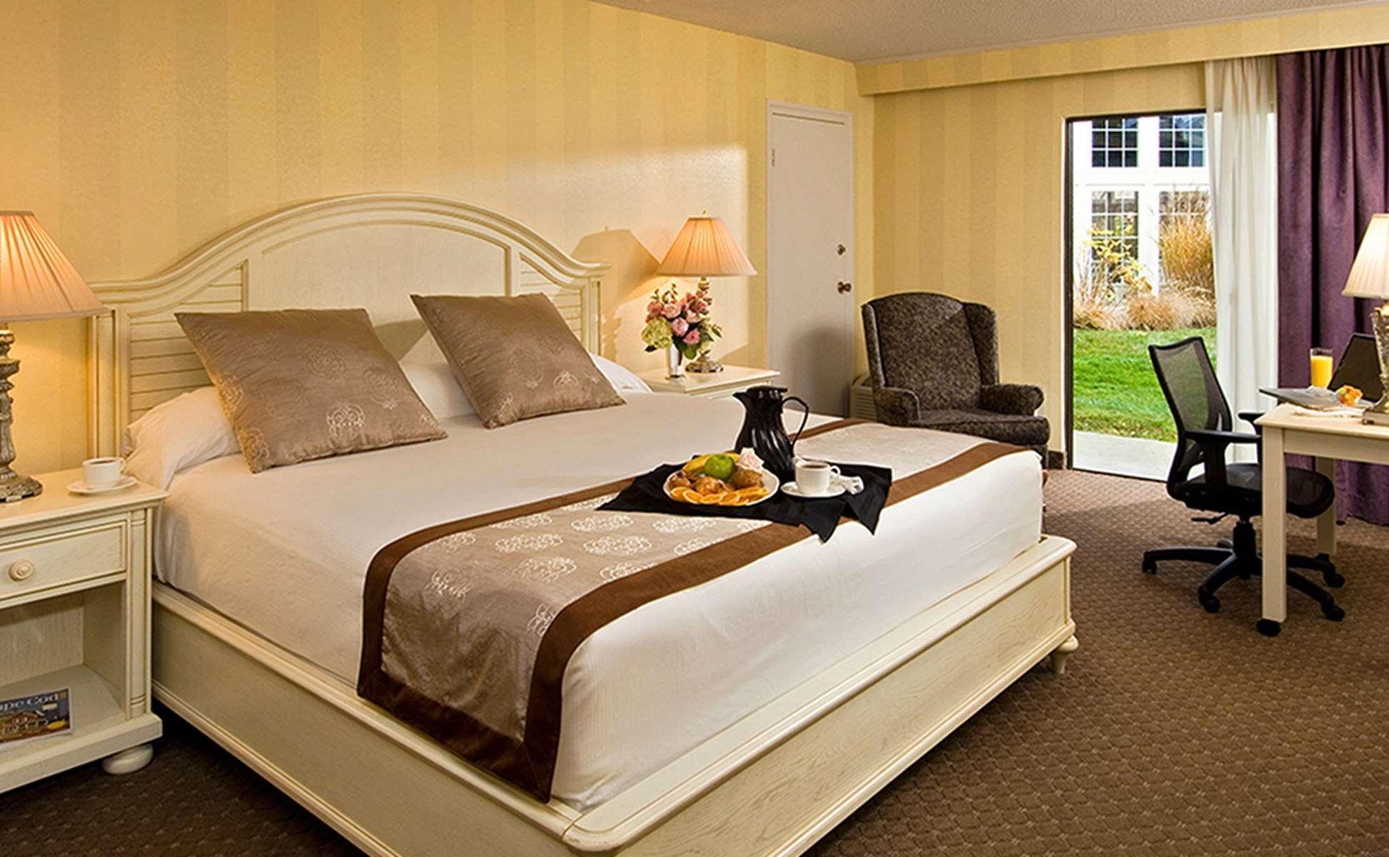 Margaritaville Resort Cape Cod Hyannis Exteriör bild