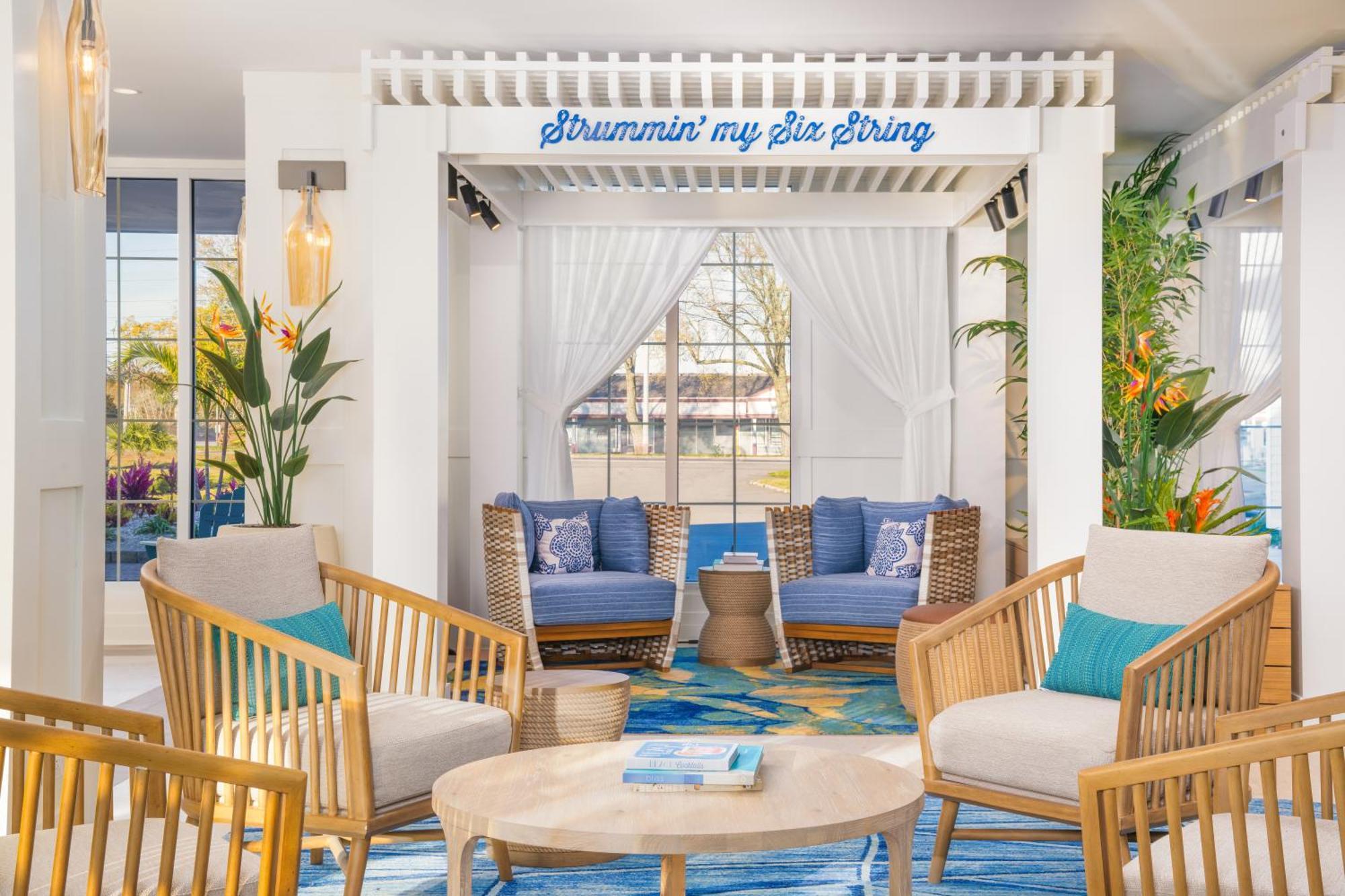 Margaritaville Resort Cape Cod Hyannis Exteriör bild